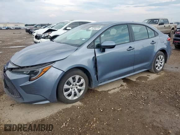 2021 Toyota Corolla LE с VIN 5YFEPMAEXMP251560, выставлен на аукционе Copart как лот 70295015 с пробегом 61 367 миль миль и Списание • Salvage title. История ставок и продаж доступна на DreamBid. Изображение 1.