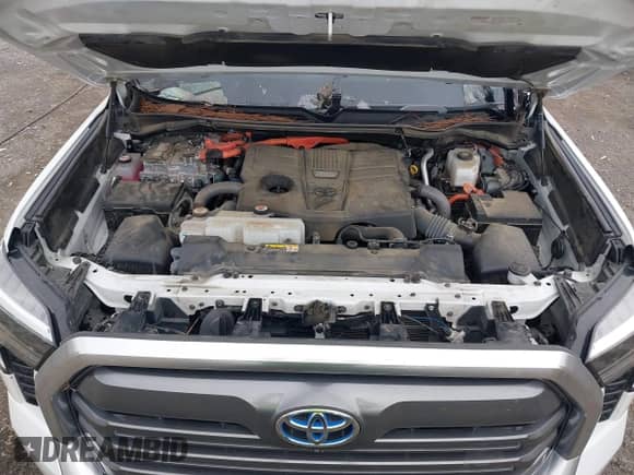 2023 Toyota Tundra Limited Hybrid z VIN 5TFJC5DB4PX035193, wystawiony jako IAAI lot #42884646 z przebiegiem Nie podano mil oraz . Historia ofert i sprzedaży dostępna na DreamBid. Obrazek 10.