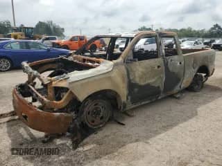 2023 Ram 1500 Tradesman z VIN 1C6RR7FG9PS531388, wystawiony jako Copart lot #70740475 z przebiegiem Nie podano mil oraz Nie do naprawy • Non repairable. Historia ofert i sprzedaży dostępna na DreamBid. Obrazek 1.