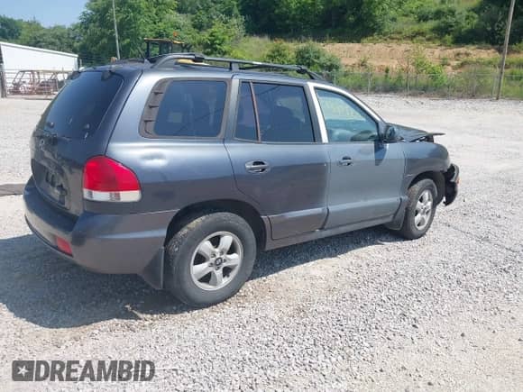 2006 Hyundai Santa Fe GLS с VIN KM8SC73D56U100440, выставлен на аукционе IAAI как лот 42410052 с пробегом 227 200 миль миль и . История ставок и продаж доступна на DreamBid. Изображение 4.