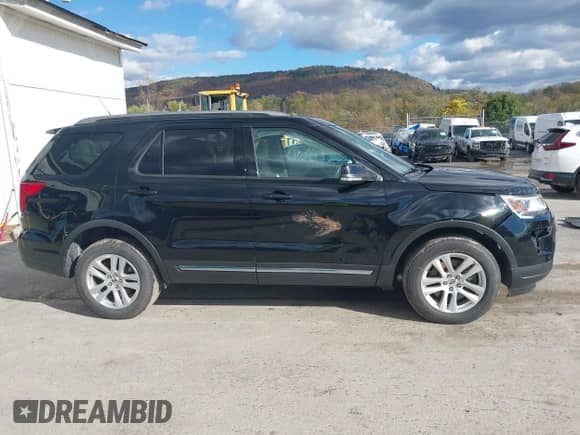 2018 Ford Explorer XLT with VIN 1FM5K8D86JGC80025, listed as a IAAI auction lot 43466697 with 93,264 mi miles and . Bid and sale history available at DreamBid. Image 13.