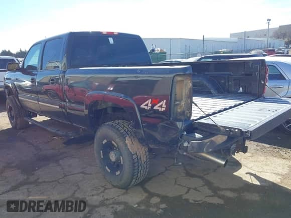 2003 Chevrolet Silverado 1500HD LS с VIN 1GCGK13U33F183991, выставлен на аукционе IAAI как лот 41596368 с пробегом 194 567 миль миль и . История ставок и продаж доступна на DreamBid. Изображение 3.