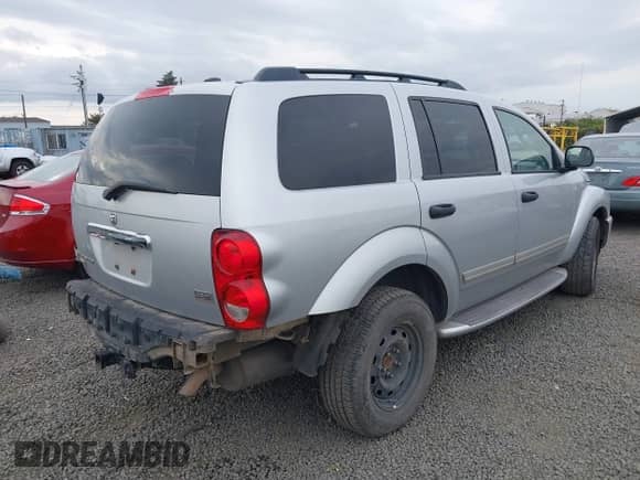 2005 Dodge Durango Limited with VIN 1D4HB58D25F574012, listed as a IAAI auction lot 43089081 with 168,532 mi miles and . Bid and sale history available at DreamBid. Image 4.