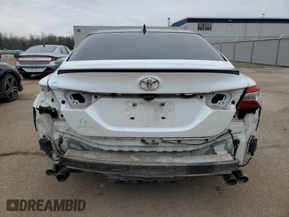2020 Toyota Camry XSE z VIN 4T1K61AK7LU302990, wystawiony jako Copart lot #50889355 z przebiegiem 224 076 mil mil oraz Szkoda całkowita • Salvage title. Historia ofert i sprzedaży dostępna na DreamBid. Obrazek 6.