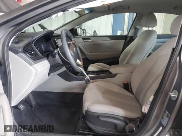 2019 Hyundai Sonata SE with VIN 5NPE24AF1KH794572, listed as a Copart auction lot 69966535 with 40,785 mi miles and Salvage title. Bid and sale history available at DreamBid. Image 7.