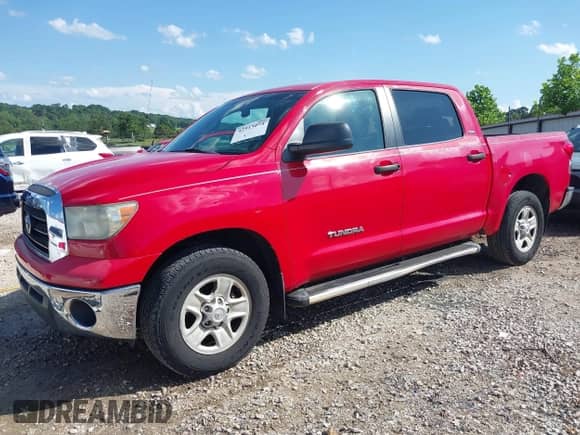 2007 Toyota Tundra SR5 z VIN 5TBET54167S456310, wystawiony jako IAAI lot #42513074 z przebiegiem 123 797 mil mil oraz . Historia ofert i sprzedaży dostępna na DreamBid. Obrazek 19.