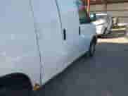 2005 Chevrolet Express Cargo z VIN 1GCFG15X551208054, wystawiony jako IAAI lot #43305665 z przebiegiem 204 379 mil mil oraz . Historia ofert i sprzedaży dostępna na DreamBid. Obrazek 12.