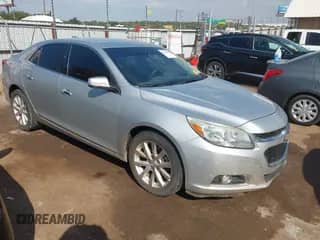 2015 Chevrolet Malibu LTZ z VIN 1G11F5SL6FF229269, wystawiony jako IAAI lot #43346124 z przebiegiem 200 080 mil mil oraz . Historia ofert i sprzedaży dostępna na DreamBid. Obrazek 1.