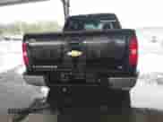 2013 Chevrolet Silverado 1500 LS z VIN 3GCPCREA6DG172384, wystawiony jako IAAI lot #41864124 z przebiegiem 249 337 mil mil oraz . Historia ofert i sprzedaży dostępna na DreamBid. Obrazek 16.