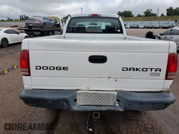 2004 Dodge Dakota Sport with VIN 1D7HG32NX4S603420, listed as a Copart auction lot 70382335 with 204,265 mi miles and Salvage title. Bid and sale history available at DreamBid. Image 6.