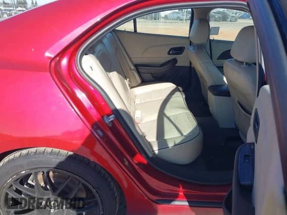 2014 Chevrolet Malibu LTZ с VIN 1G11J5SX2EF230032, выставлен на аукционе IAAI как лот 41408841 с пробегом 76 846 миль миль и . История ставок и продаж доступна на DreamBid. Изображение 8.