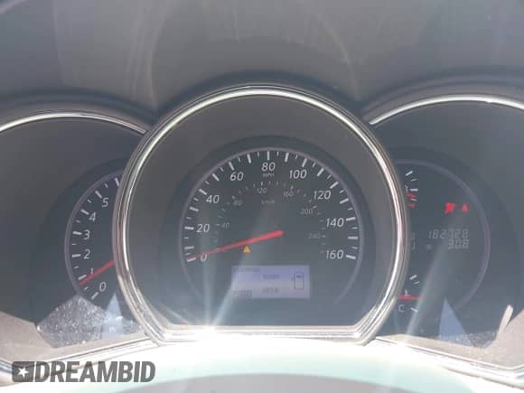 2012 Nissan Murano SL z VIN JN8AZ1MU4CW111671, wystawiony jako IAAI lot #42219472 z przebiegiem 182 728 mil mil oraz . Historia ofert i sprzedaży dostępna na DreamBid. Obrazek 7.