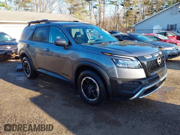 2024 Nissan Pathfinder Rock Creek with VIN 5N1DR3BD8RC291069, listed as a IAAI auction lot 41947839 with 2,047 mi miles and . Bid and sale history available at DreamBid. Image 1.
