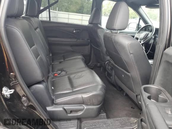 2020 Honda Passport EX-L with VIN 5FNYF8H59LB002402, listed as a Copart auction lot 68858165 with 72,432 mi miles and Salvage title. Bid and sale history available at DreamBid. Image 11.