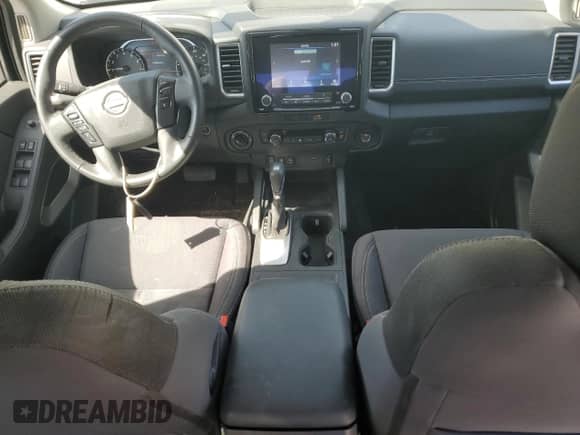 2023 Nissan Frontier Pro-4X with VIN 1N6ED1EK0PN617385, listed as a Copart auction lot 84626095 with 9,686 mi miles and Salvage title. Bid and sale history available at DreamBid. Image 8.