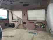1998 Chevrolet Astro с VIN 1GBEL19W2WB183686, выставлен на аукционе Copart как лот 84273164 с пробегом Не указан миль и Списание • Salvage title. История ставок и продаж доступна на DreamBid. Изображение 11.