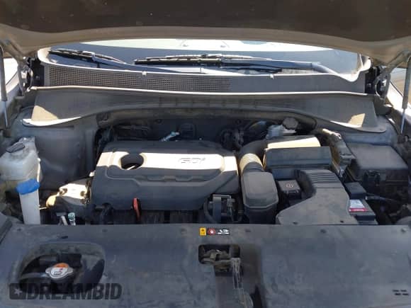 2018 Kia Sorento L with VIN 5XYPG4A38JG412074, listed as a IAAI auction lot 42595340 with 186,852 mi miles and . Bid and sale history available at DreamBid. Image 10.