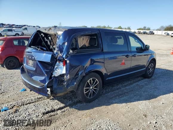 2017 Dodge Grand Caravan GT с VIN 2C4RDGEG7HR657003, выставлен на аукционе Copart как лот 82078175 с пробегом 163 437 миль миль и Списание • Salvage title. История ставок и продаж доступна на DreamBid. Изображение 3.