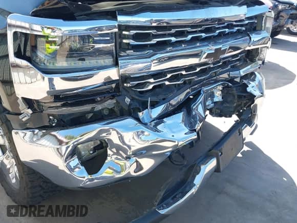 2017 Chevrolet Silverado 1500 LTZ с VIN 3GCPCSEC2HG517652, выставлен на аукционе IAAI как лот 42436403 с пробегом 107 582 миль миль и . История ставок и продаж доступна на DreamBid. Изображение 19.