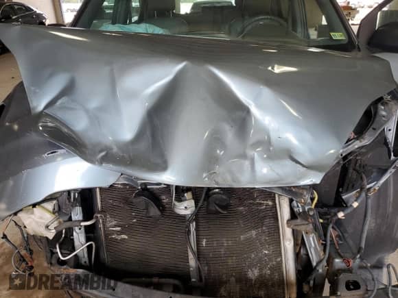 2010 Toyota Sienna CE z VIN 5TDKK4CC0AS341428, wystawiony jako Copart lot #84025485 z przebiegiem Nie podano mil oraz Szkoda całkowita • Salvage title. Historia ofert i sprzedaży dostępna na DreamBid. Obrazek 12.