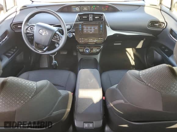 2019 Toyota Prius L Eco с VIN JTDKARFU7K3090141, выставлен на аукционе Copart как лот 85889105 с пробегом 91 518 миль миль и Списание • Salvage title. История ставок и продаж доступна на DreamBid. Изображение 8.