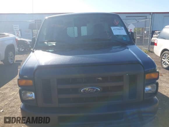 2013 Ford Econoline Cargo Commercial with VIN 1FTNE2EW3DDA10648, listed as a IAAI auction lot 42790659 with 101,403 mi miles and . Bid and sale history available at DreamBid. Image 12.