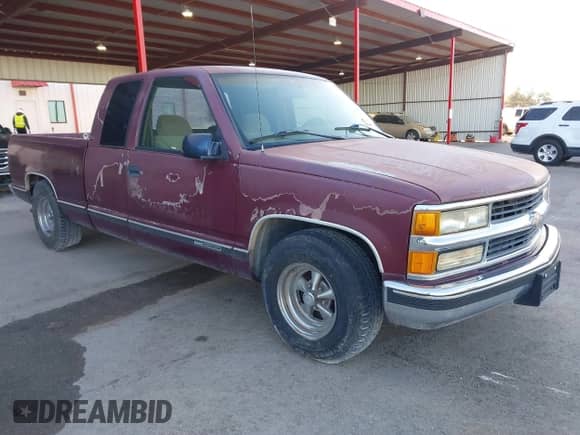 1995 Chevrolet Silverado 1500 с VIN 2GCEC19K2S1300010, выставлен на аукционе IAAI как лот 41222402 с пробегом 1 464 433 миль миль и . История ставок и продаж доступна на DreamBid. Изображение 1.