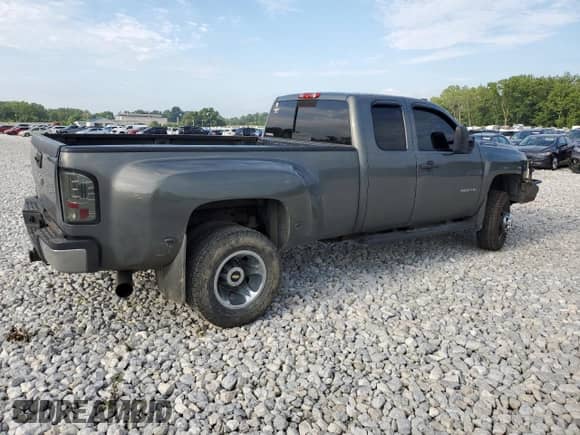 2011 Chevrolet Silverado 3500HD DRW LT с VIN 1GC5K0C8XBZ225333, выставлен на аукционе Copart как лот 66772405 с пробегом 161 171 миль миль и Списание • Salvage title. История ставок и продаж доступна на DreamBid. Изображение 3.