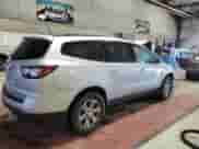 2016 Chevrolet Traverse LT z VIN 1GNKVHKD7GJ324342, wystawiony jako Copart lot #82656765 z przebiegiem 81 121 mil mil oraz Czysty tytuł • Clean title. Historia ofert i sprzedaży dostępna na DreamBid. Obrazek 3.