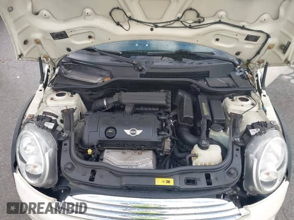 2012 MINI Hardtop with VIN WMWSU3C57CT257307, listed as a IAAI auction lot 43443166 with 108,103 mi miles and . Bid and sale history available at DreamBid. Image 10.