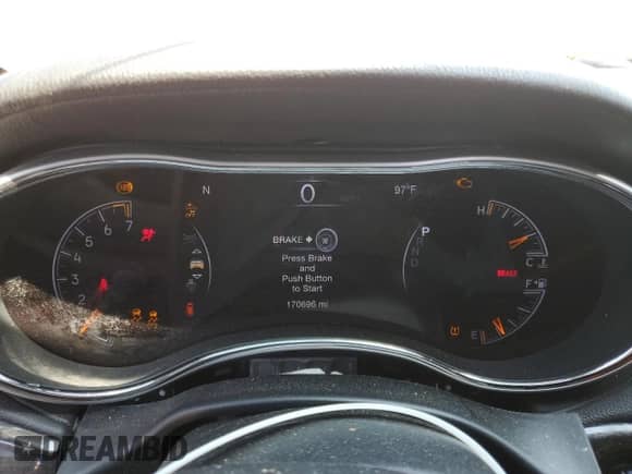 2016 Jeep Grand Cherokee High Altitude with VIN 1C4RJECG5GC320370, listed as a Copart auction lot 69617535 with 170,696 mi miles and Salvage title. Bid and sale history available at DreamBid. Image 9.