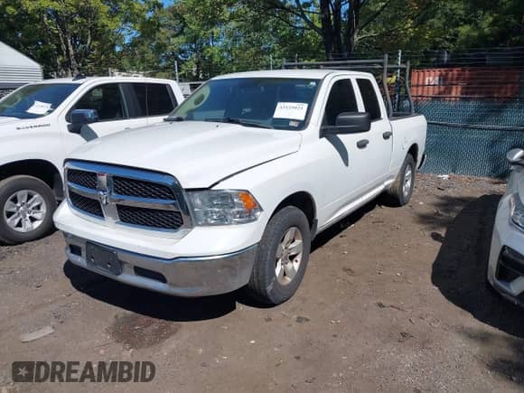 2020 Ram 1500 Tradesman z VIN 1C6RR6FG6LS151770, wystawiony jako IAAI lot #43125021 z przebiegiem 151 900 mil mil oraz . Historia ofert i sprzedaży dostępna na DreamBid. Obrazek 17.