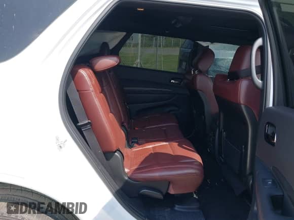 2023 Dodge Durango R/T Plus z VIN 1C4SDHCT7PC686970, wystawiony jako IAAI lot #42156304 z przebiegiem 14 592 mil mil oraz . Historia ofert i sprzedaży dostępna na DreamBid. Obrazek 8.