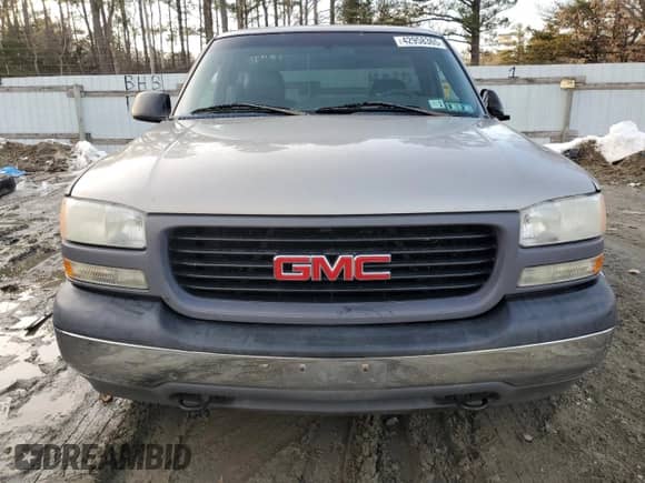 2002 GMC Sierra 1500 z VIN 1GTEC14W22Z240649, wystawiony jako Copart lot #42958365 z przebiegiem 105 857 mil mil oraz Szkoda całkowita • Salvage title. Historia ofert i sprzedaży dostępna na DreamBid. Obrazek 5.