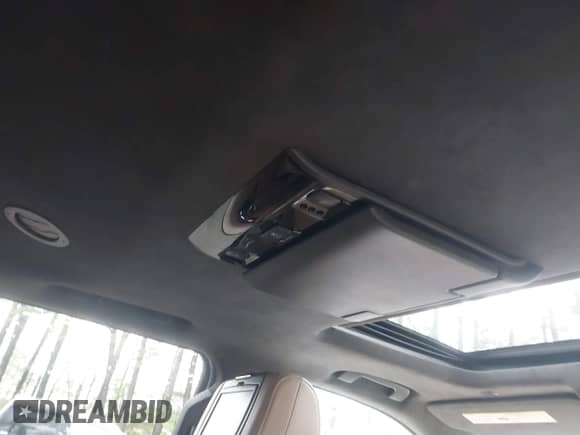 2018 Cadillac Escalade ESV Platinum с VIN 1GYS4KKJ1JR221239, выставлен на аукционе IAAI как лот 41968181 с пробегом 179 749 миль миль и . История ставок и продаж доступна на DreamBid. Изображение 19.