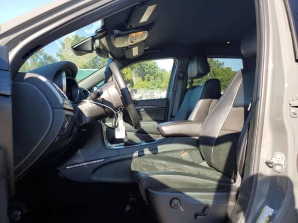 2020 Jeep Grand Cherokee Altitude with VIN 1C4RJFAG8LC423074, listed as a Copart auction lot 70165355 with 53,123 mi miles and Salvage title. Bid and sale history available at DreamBid. Image 7.