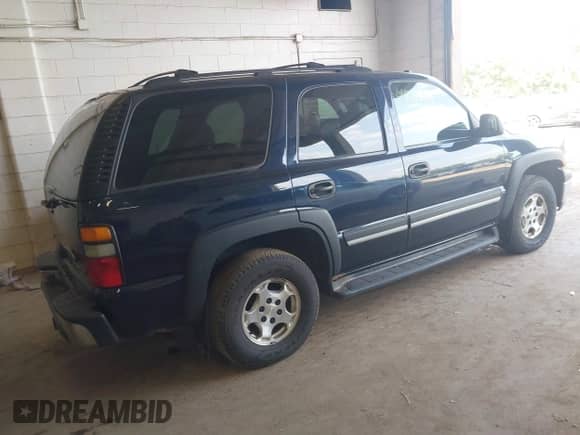 2005 Chevrolet Tahoe LS с VIN 1GNEK13T45J179356, выставлен на аукционе IAAI как лот 42464980 с пробегом 223 084 миль миль и . История ставок и продаж доступна на DreamBid. Изображение 4.