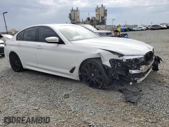 2019 BMW 5 Series 540i с VIN WBAJE5C52KWW32621, выставлен на аукционе Copart как лот 85782055 с пробегом 73 350 миль миль и Списание • Salvage title. История ставок и продаж доступна на DreamBid. Изображение 4.