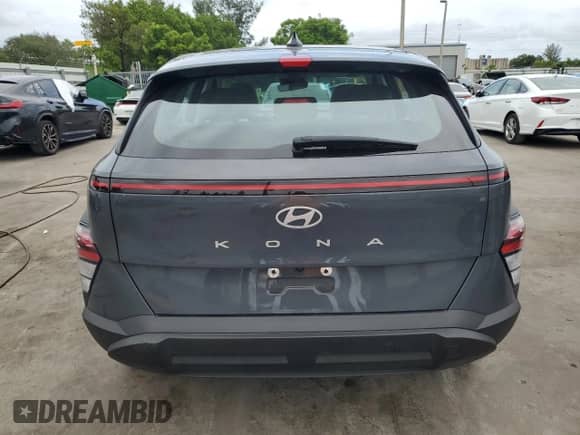 2025 Hyundai Kona SE с VIN KM8HA3AB5SU233283, выставлен на аукционе Copart как лот 72037245 с пробегом 32 745 миль миль и Списание • Salvage title. История ставок и продаж доступна на DreamBid. Изображение 6.