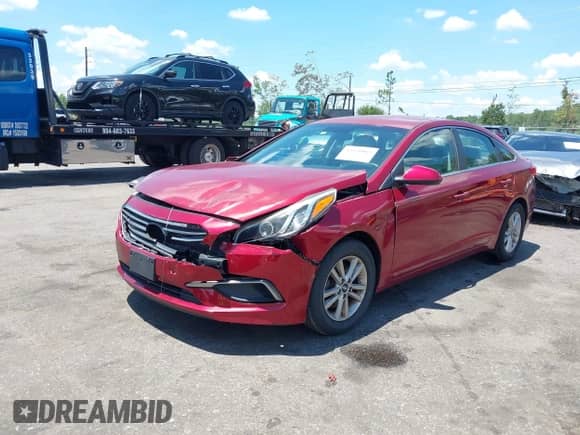 2016 Hyundai Sonata SE с VIN 5NPE24AF6GH399522, выставлен на аукционе IAAI как лот 42850063 с пробегом 110 585 миль миль и . История ставок и продаж доступна на DreamBid. Изображение 2.