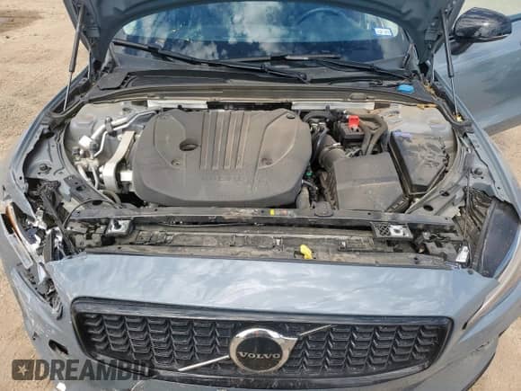 2024 Volvo S60 Core Dark Theme z VIN 7JRL12TK6RG296358, wystawiony jako Copart lot #82053485 z przebiegiem 43 569 mil mil oraz Szkoda całkowita • Salvage title. Historia ofert i sprzedaży dostępna na DreamBid. Obrazek 11.