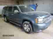 2010 Chevrolet Suburban LS с VIN 1GNUKHE38AR236624, выставлен на аукционе Copart как лот 70754105 с пробегом 183 622 миль миль и Чистый • Clean title. История ставок и продаж доступна на DreamBid. Изображение 4.