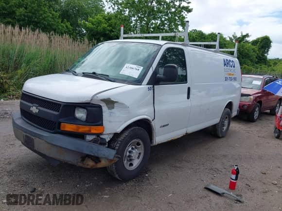 2006 Chevrolet Express Cargo with VIN 1GCHG35V861259178, listed as a IAAI auction lot 42306768 with 145,903 mi miles and . Bid and sale history available at DreamBid. Image 2.