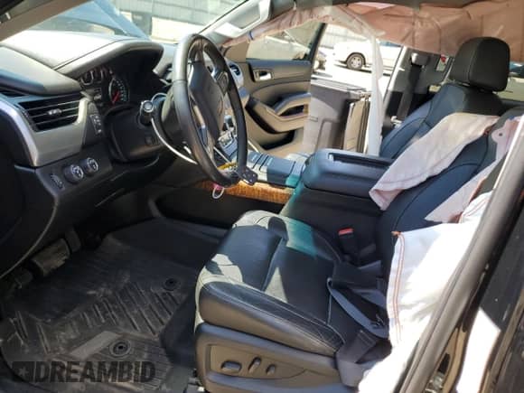 2018 Chevrolet Tahoe Premier с VIN 1GNSKCKC1JR133625, выставлен на аукционе Copart как лот 54900974 с пробегом 130 921 миль миль и Списание • Salvage title. История ставок и продаж доступна на DreamBid. Изображение 7.
