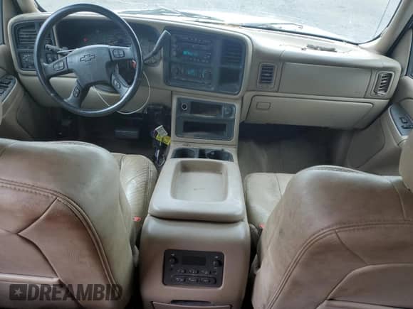 2004 Chevrolet Suburban LT z VIN 1GNFK16Z94J130902, wystawiony jako Copart lot #68551464 z przebiegiem 253 835 mil mil oraz Szkoda całkowita • Salvage title. Historia ofert i sprzedaży dostępna na DreamBid. Obrazek 8.