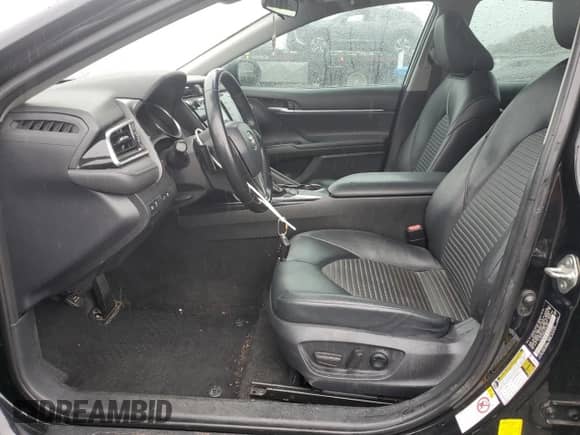 2018 Toyota Camry SE with VIN 4T1B11HK3JU157769, listed as a Copart auction lot 86331725 with 137,970 mi miles and Clean title. Bid and sale history available at DreamBid. Image 7.