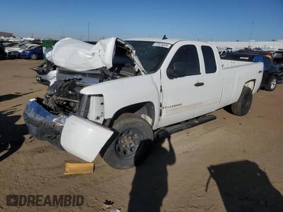 2008 Chevrolet Silverado 1500 1LT с VIN 1GCEK19J68E207542, выставлен на аукционе Copart как лот 83440554 с пробегом Не указан миль и На запчасти • Non repairable. История ставок и продаж доступна на DreamBid. Изображение 1.