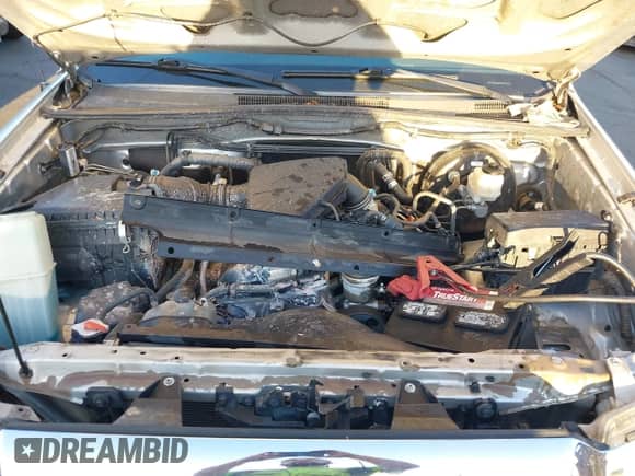 2013 Toyota Tacoma PreRunner z VIN 5TFTX4GN8DX023413, wystawiony jako IAAI lot #43116107 z przebiegiem 222 636 mil mil oraz . Historia ofert i sprzedaży dostępna na DreamBid. Obrazek 10.