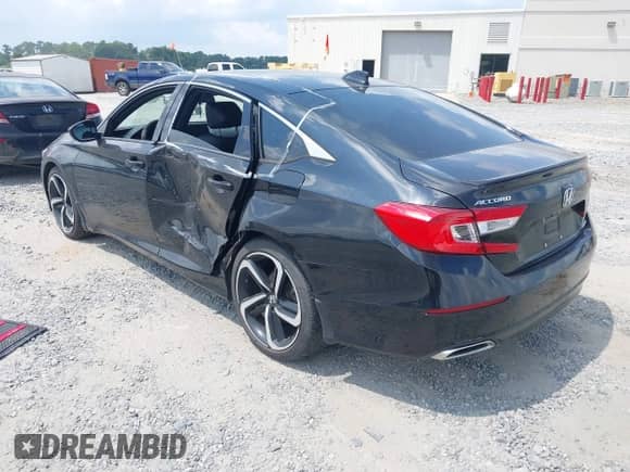 2019 Honda Accord Sport с VIN 1HGCV1F32KA045848, выставлен на аукционе IAAI как лот 43035964 с пробегом 100 930 миль миль и . История ставок и продаж доступна на DreamBid. Изображение 3.