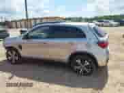 2021 Mitsubishi Outlander ES z VIN JA4APUAU4MU000438, wystawiony jako IAAI lot #43217915 z przebiegiem 63 685 mil mil oraz . Historia ofert i sprzedaży dostępna na DreamBid. Obrazek 14.